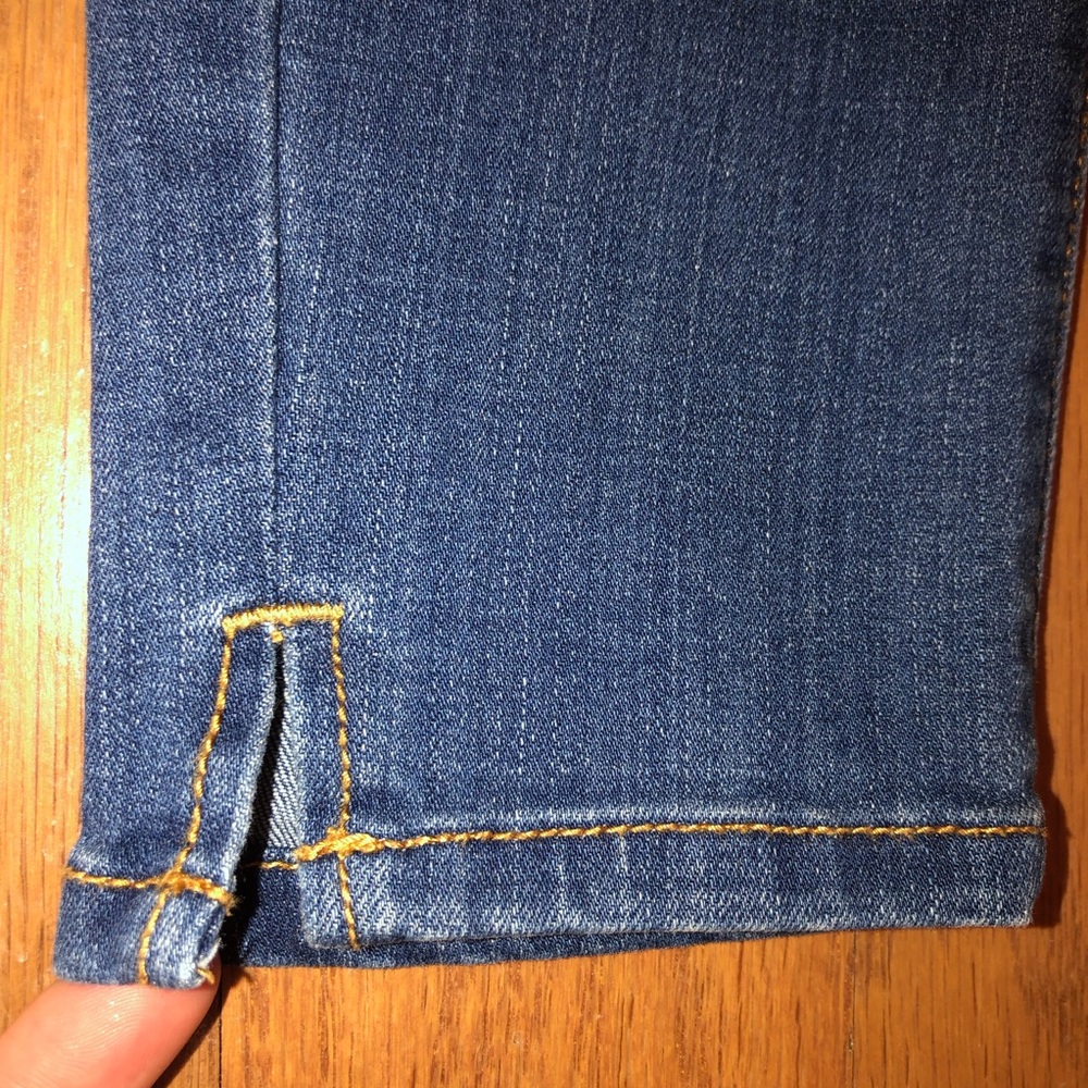 Zara • Skinny Jeans - Picture 6 of 9